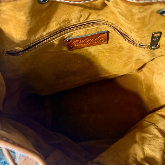 NWOT Patricia Nash Wilmslow Drawstring Bag Signature Map - Picture 14 of 14